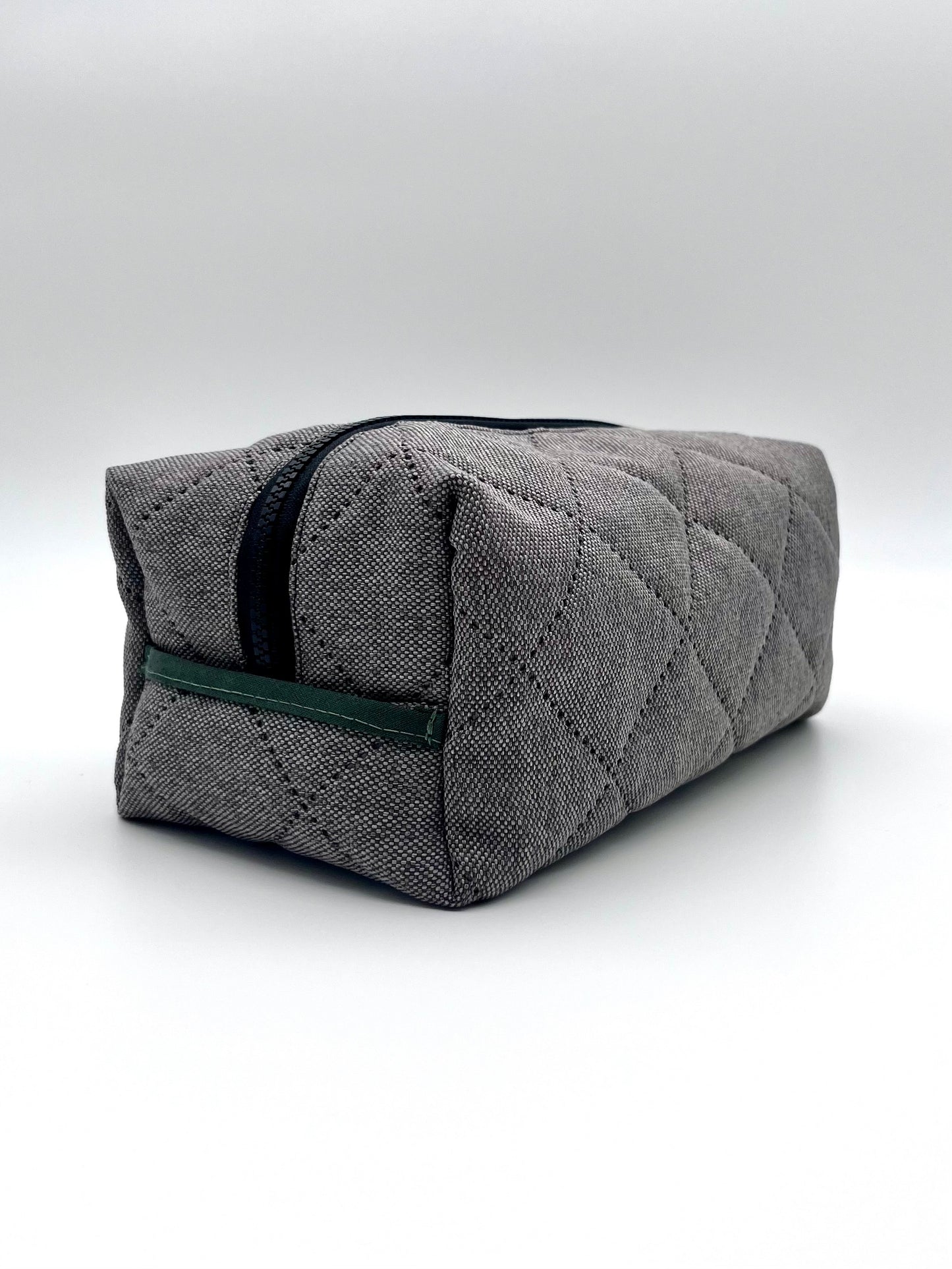 Smoke Large Make-up Bag