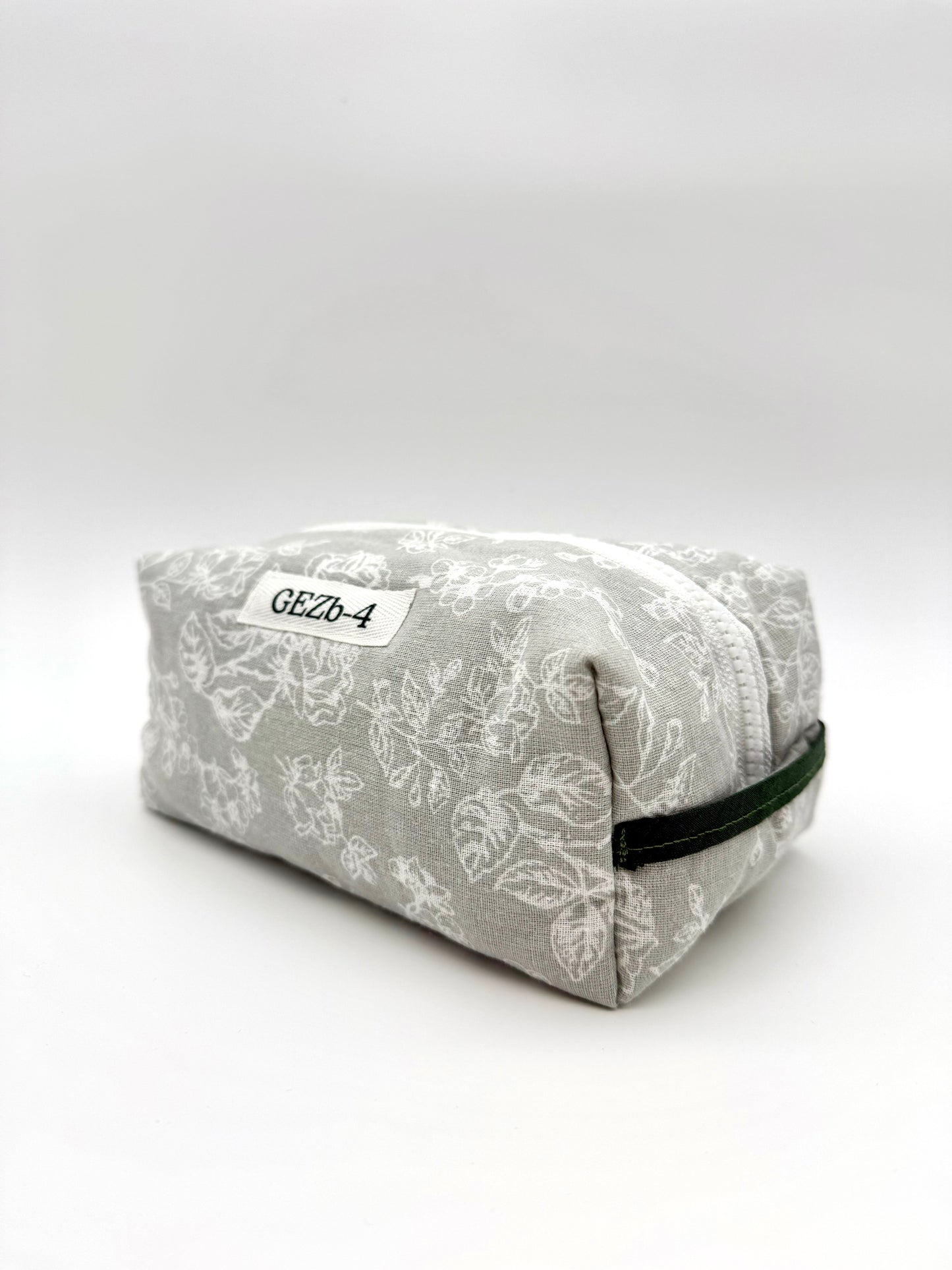 Pearl Large Make-up Bag Large