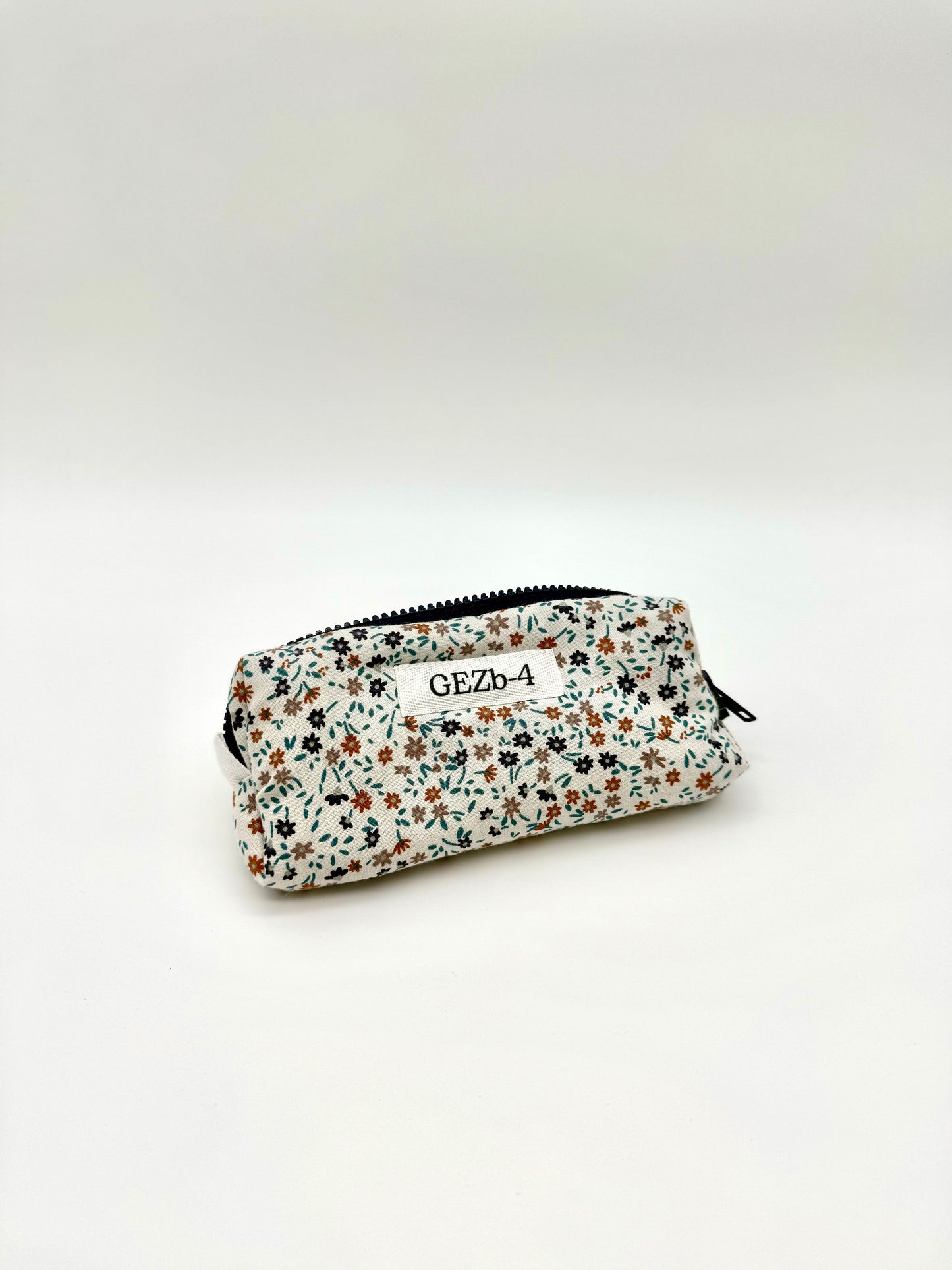 Spring Glasses Bag