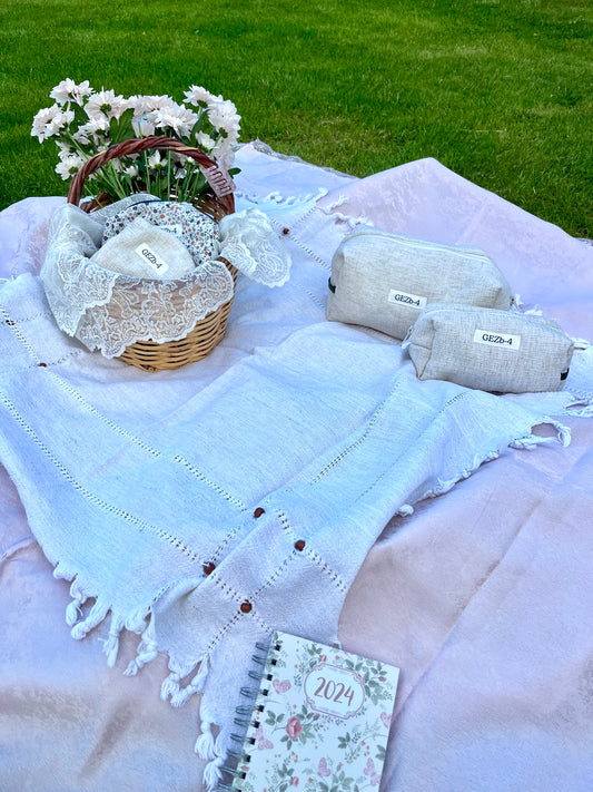 Marshmallow Make-up Bag Large
